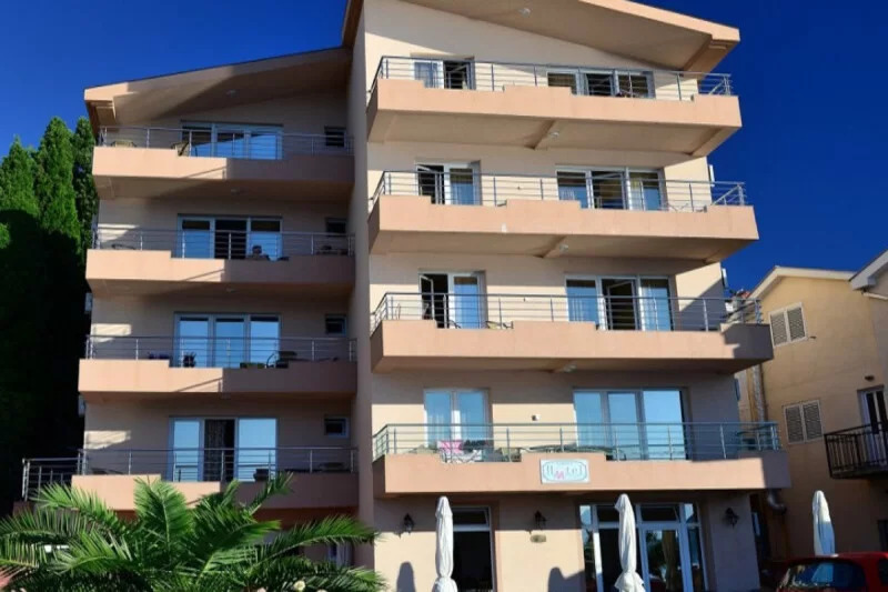 Hotel M