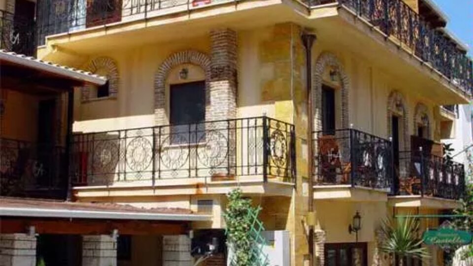 Acropol 