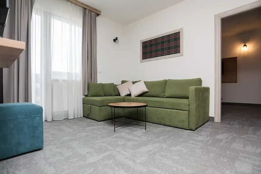 Hotel Board