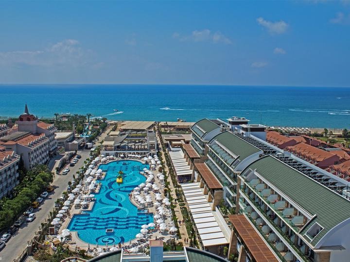 Crystal Waterworld Resort & Spa