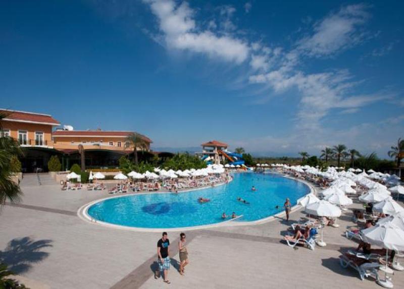 Crystal Paraiso Verde Resort & Spa Hotel