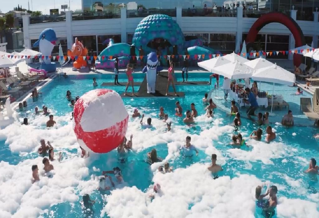 Sunthalia Hotels & Resorts Ultra All Inclusive Adults Only Party Hotel