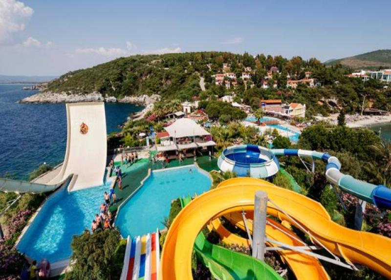 Pine Bay Holiday Resort Hotel