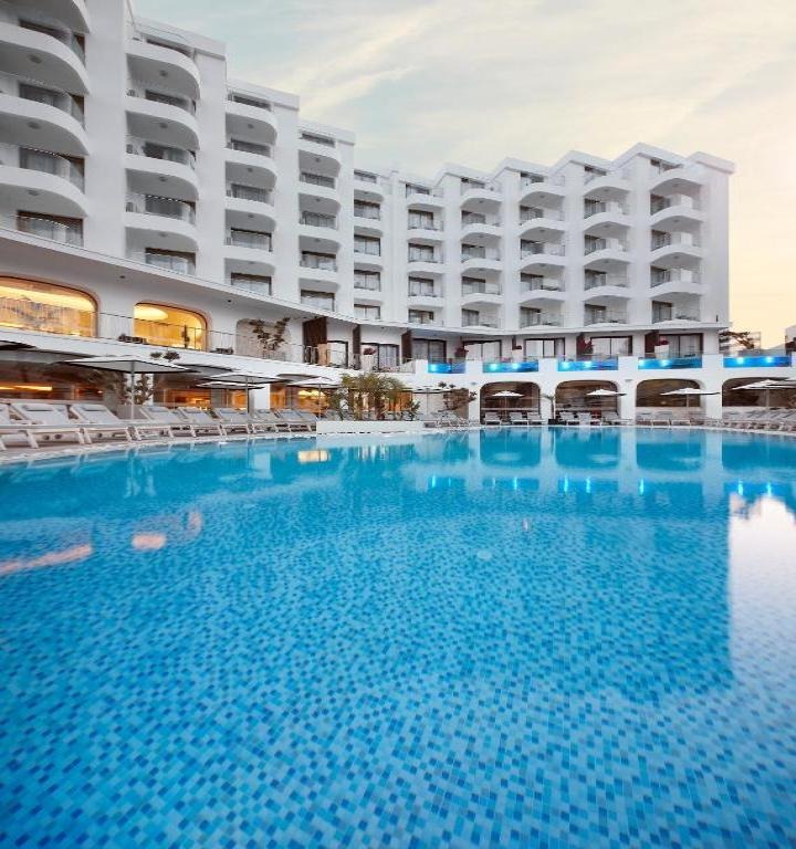 Hotel Lalila Blue Suites