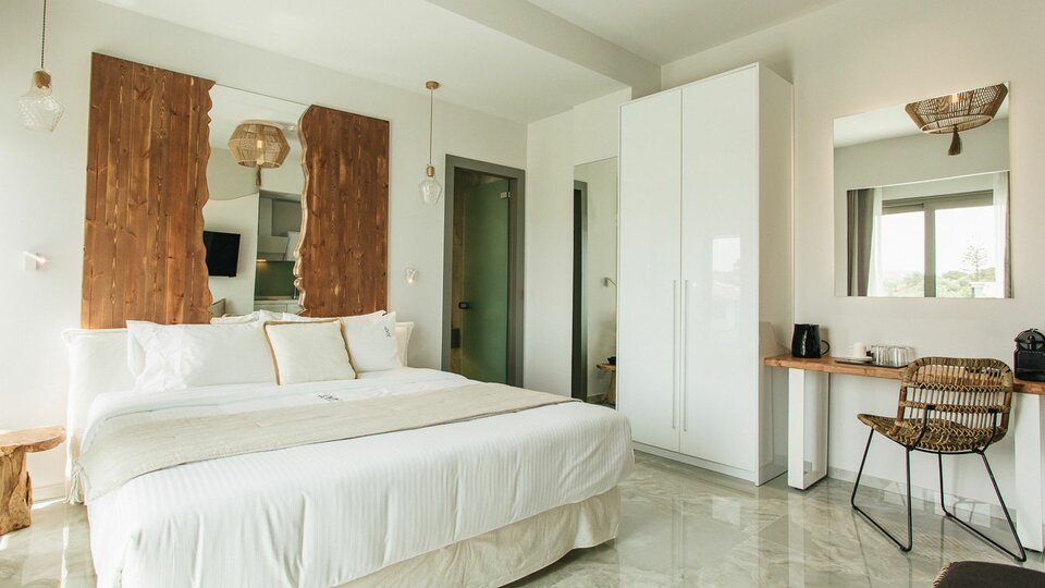 Blue Carpet Luxury Suites