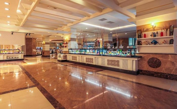 Hotel Crystal Prestige Pearl Collection