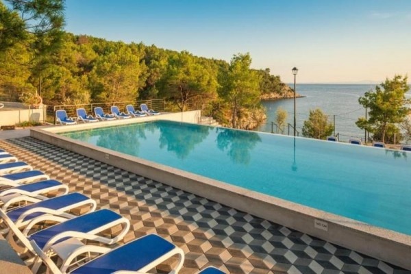 Resort Gava Waterman Milna