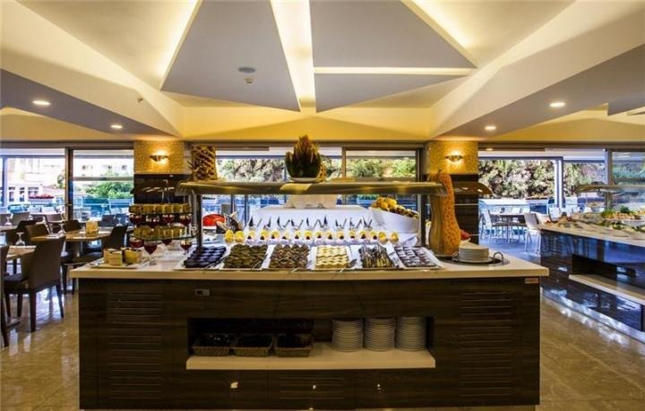 Avena Resort & Spa Hotel
