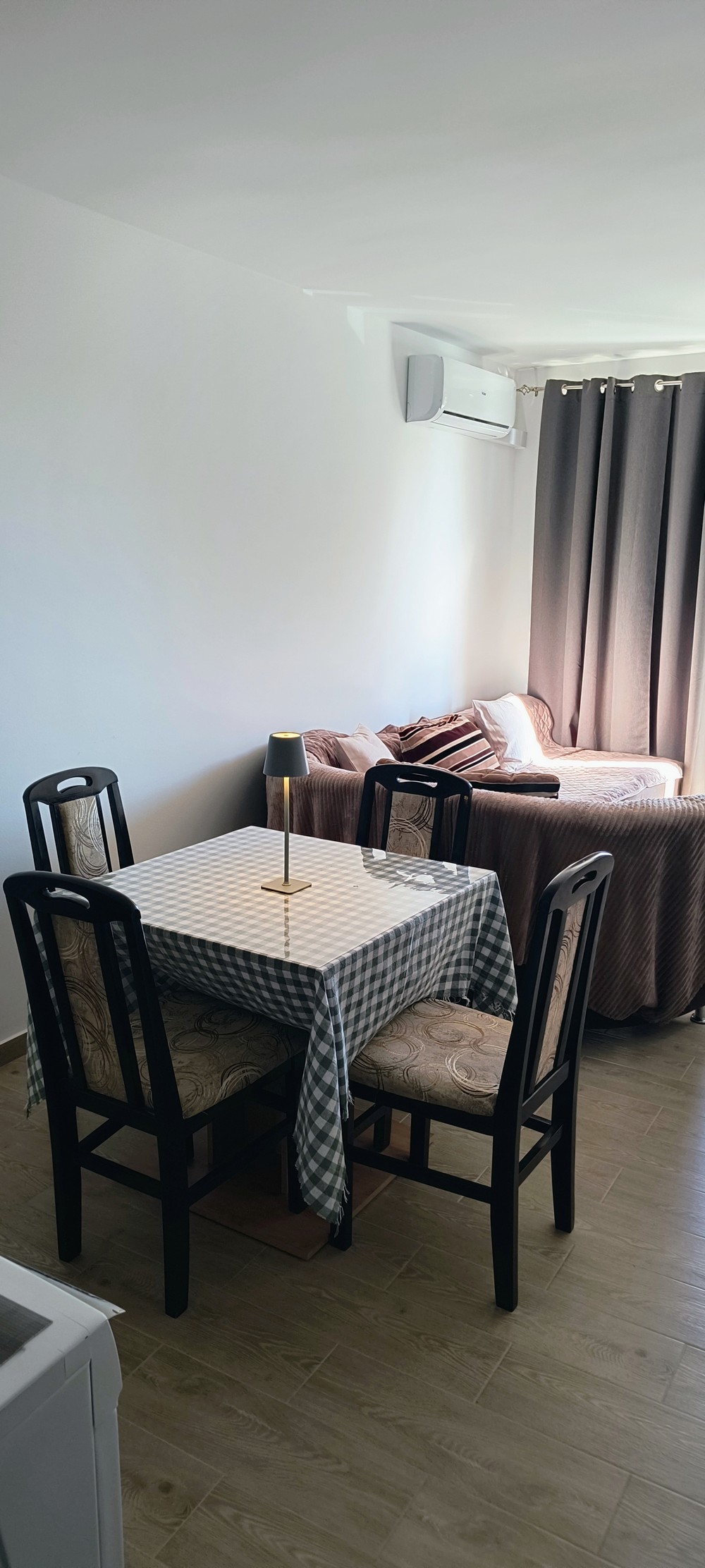 Apartmani Deki
