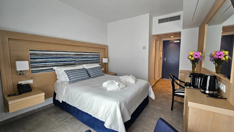 O Paradise Beach Resort
