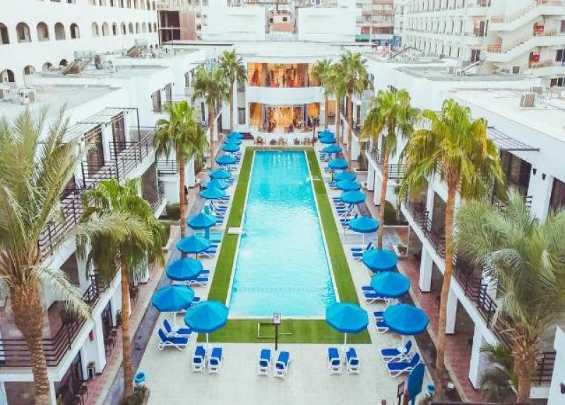 La Rosa Waves Hotel