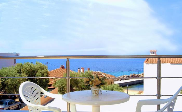Loutra Beach