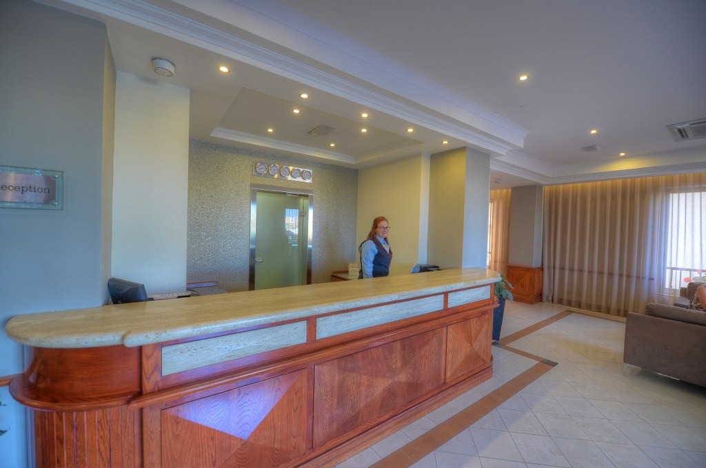 Plaza Regency Hotel