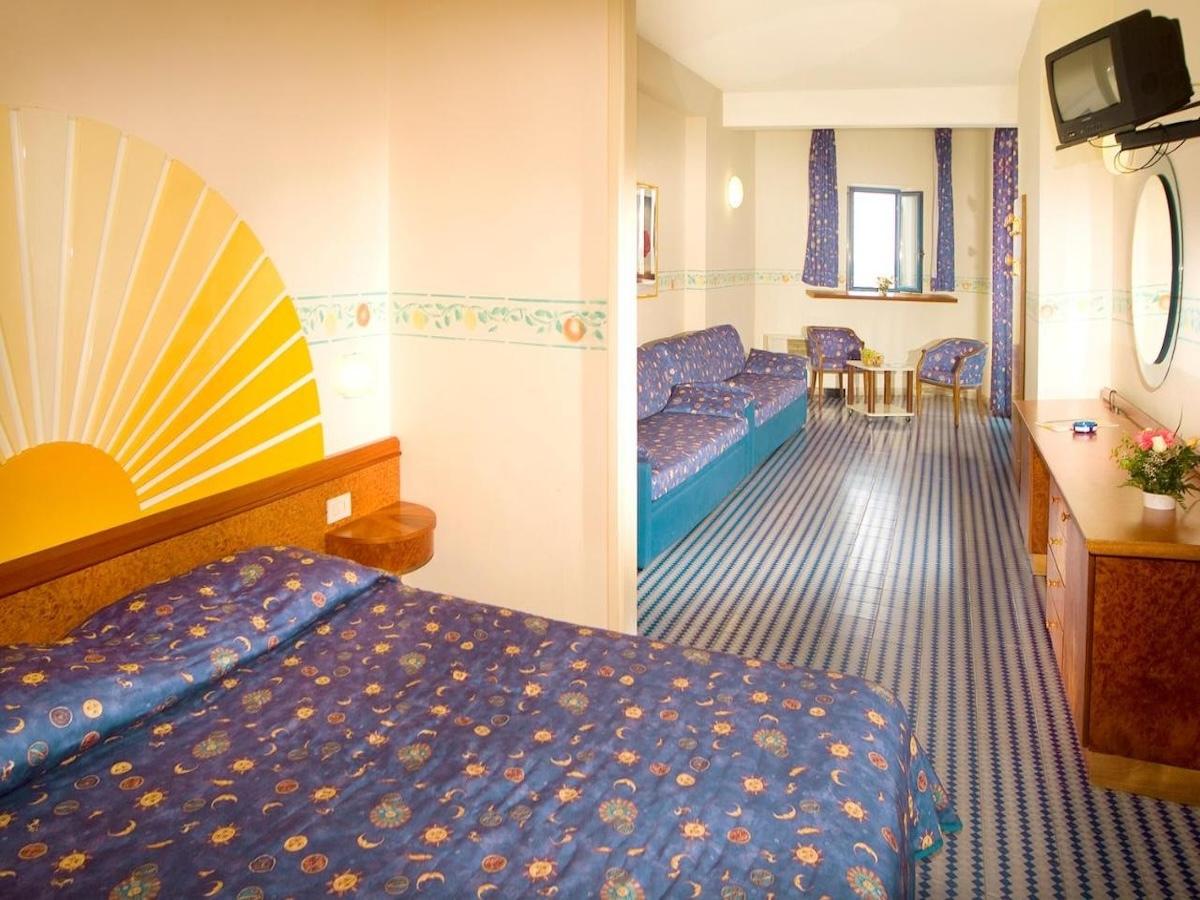 Vila Athena (Dependance Sporting Baia )