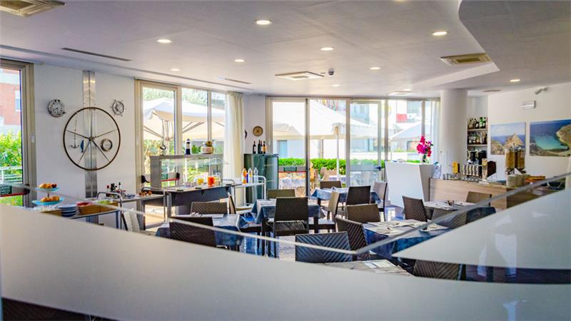 Astro Suite Hotel