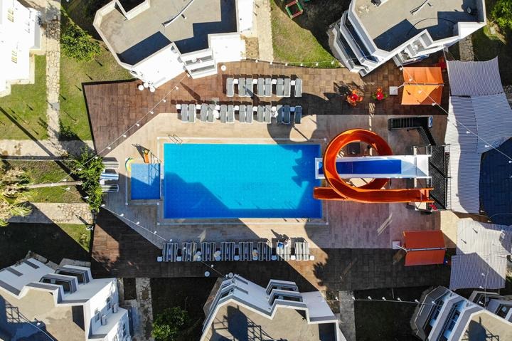 Throne Beach Resort