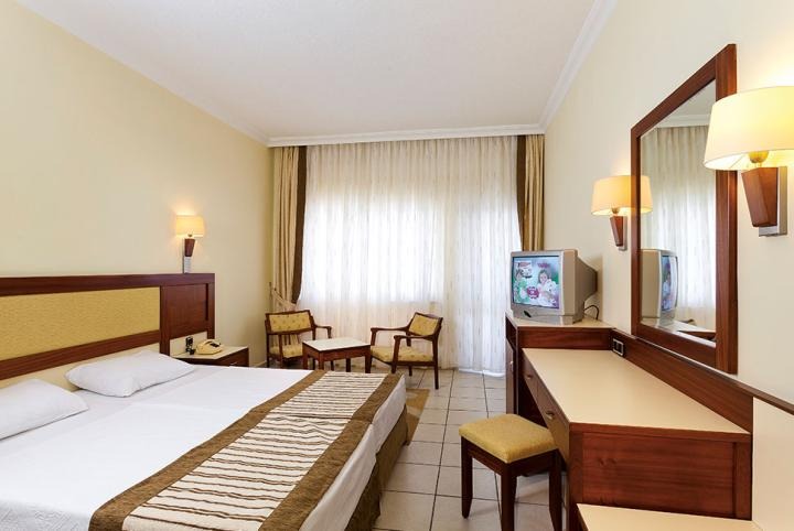 Hotel Sural Resort