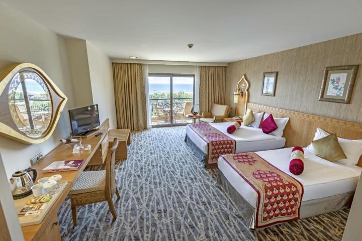 Royal Dragon Hotel