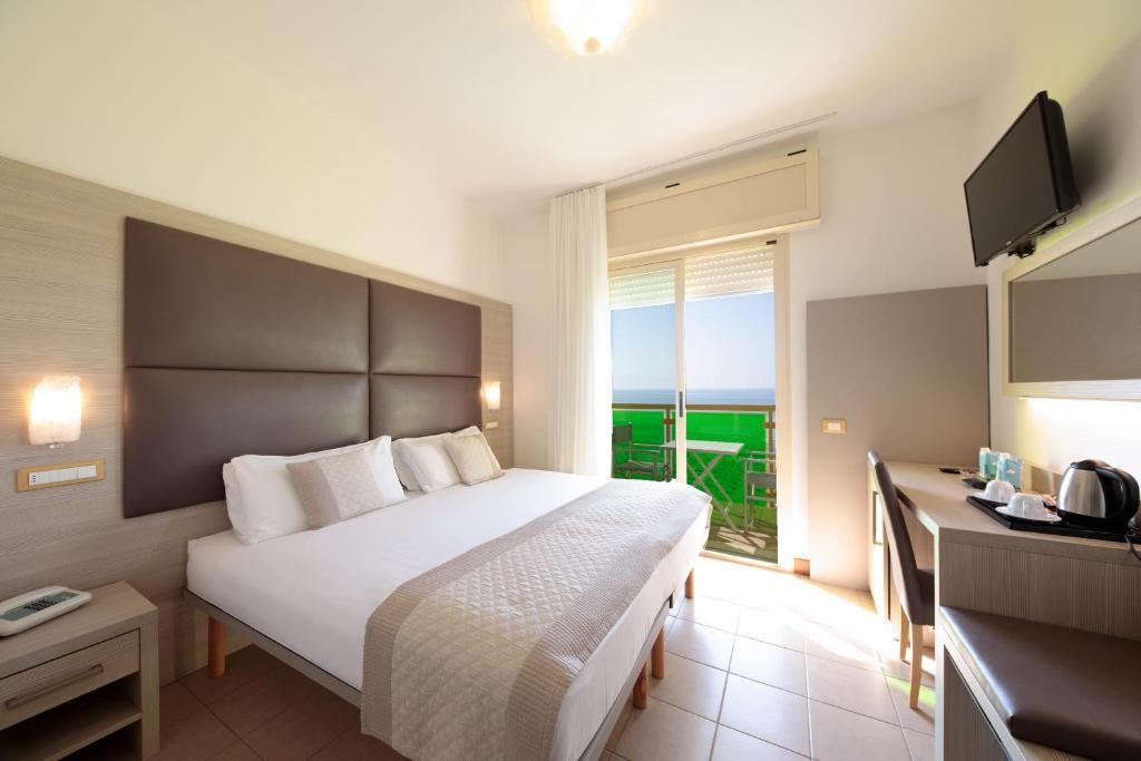 Hotel Bristol