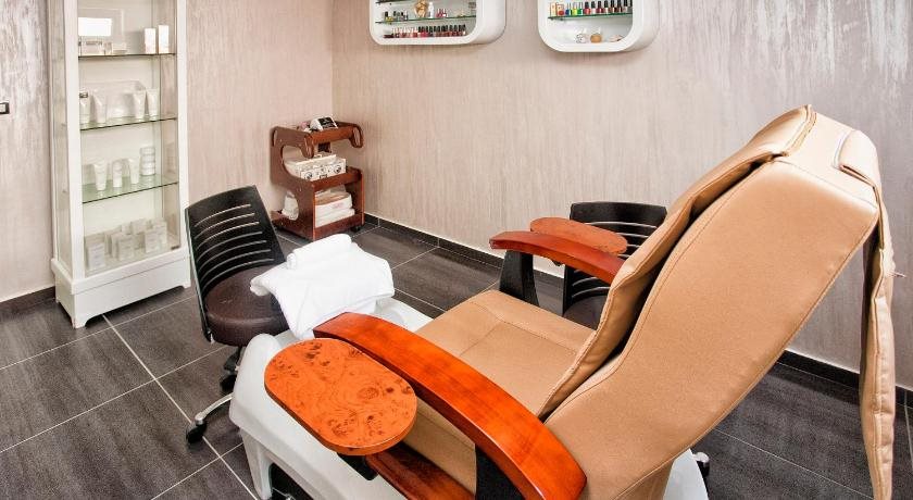 Wellnes and Spa Hotel ACD