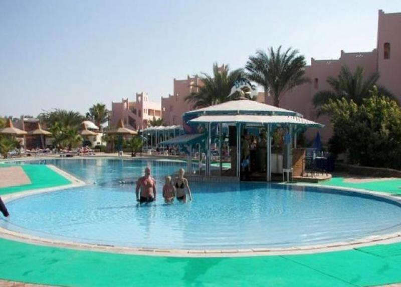 La Pacha Resort Hotel
