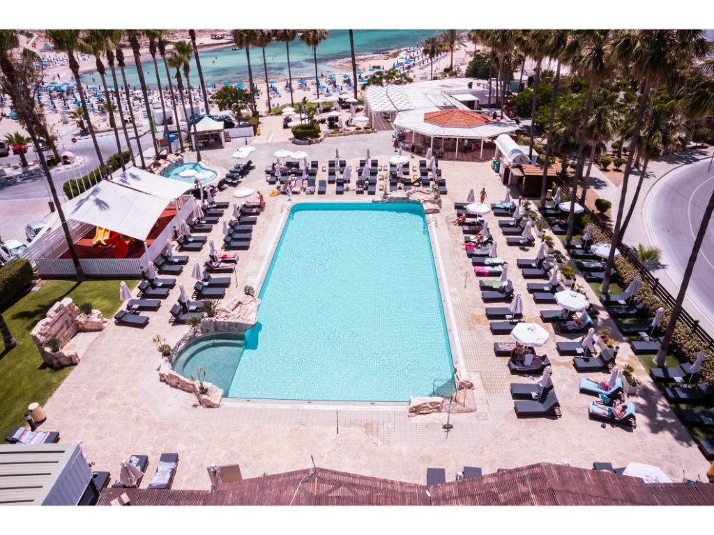 Pavlonapa Beach Hotel