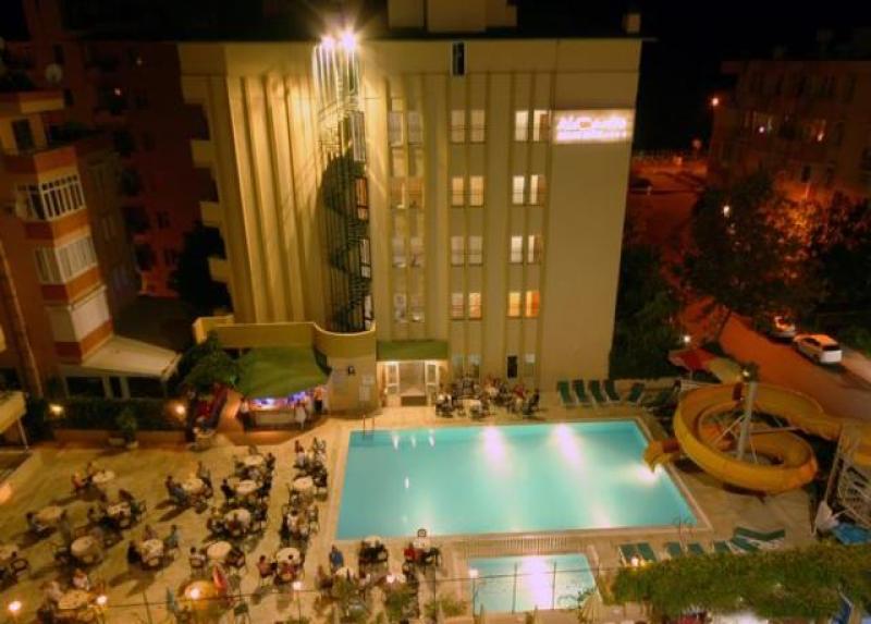 Kleopatra Beach Hotel