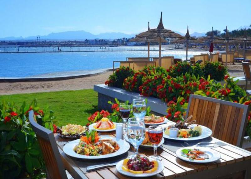 Beach Albatros Resort Hotel