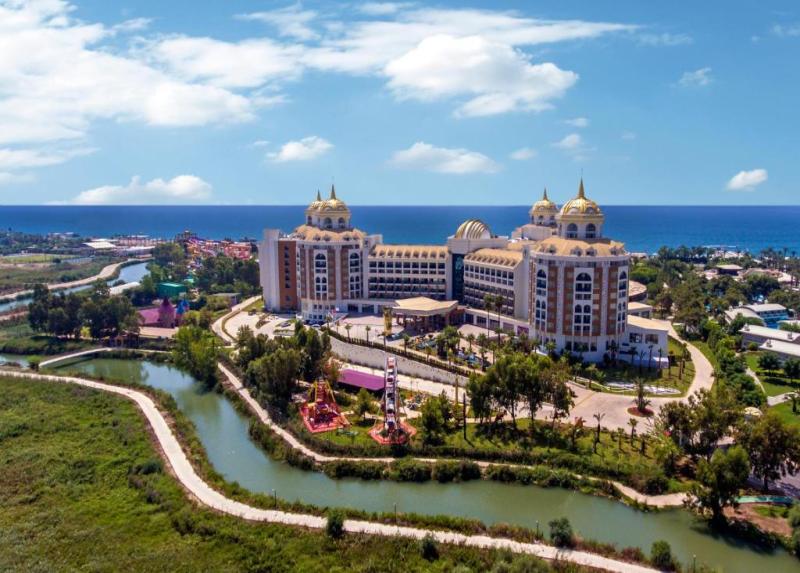 Delphin Be Grand Resort Hotel