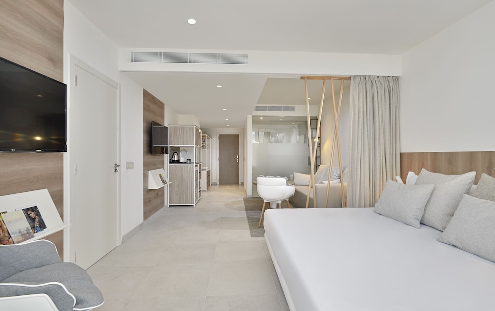 INNSiDE Calvia Beach