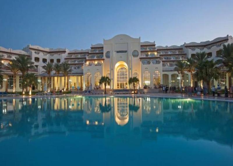 Royal Lagoons Aqua Park Resort & Spa Hotel