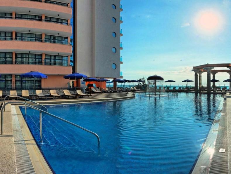 Astera Hotel & Spa