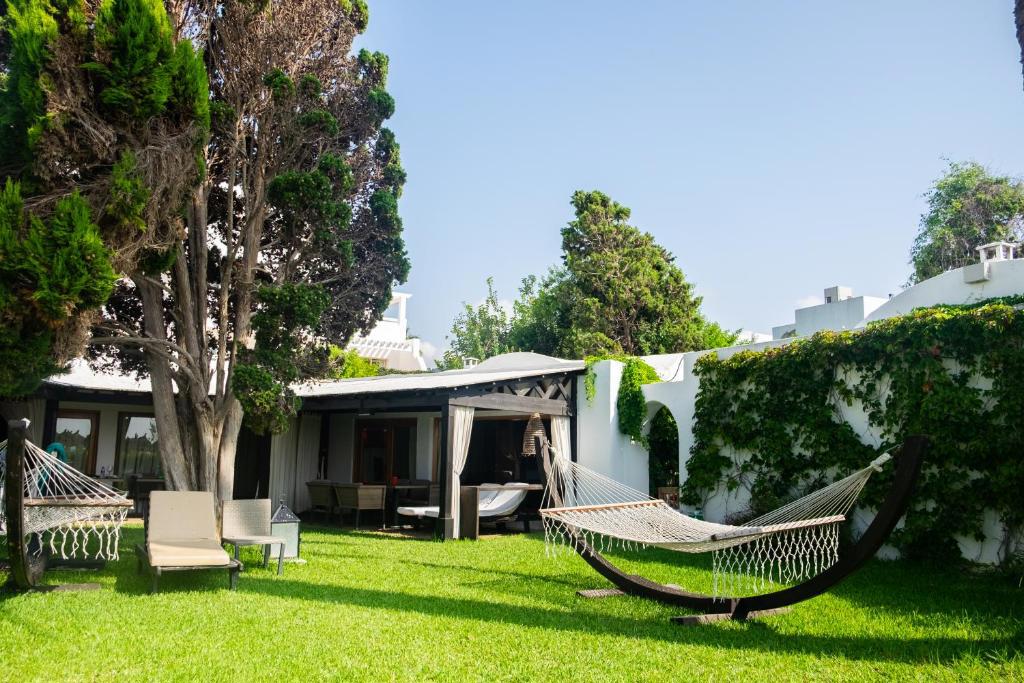 The Orangers Beach Resort & Bungalows
