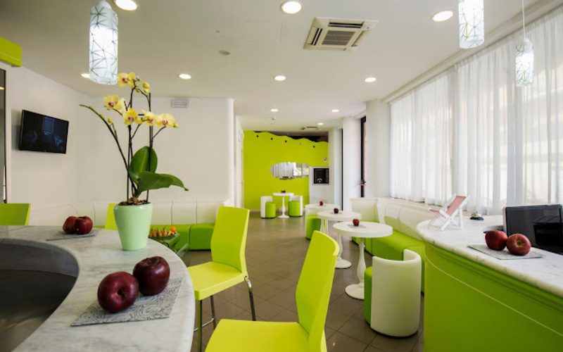 Hotel Scarlet