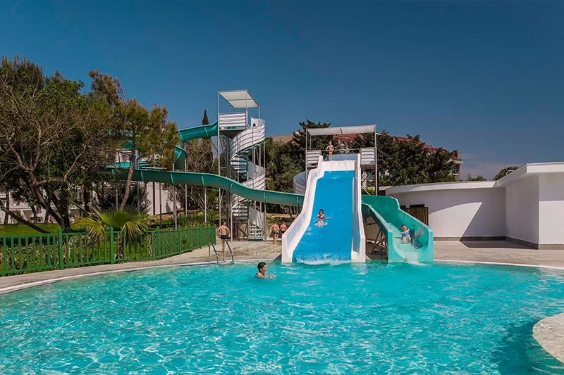 Kaya Hotel