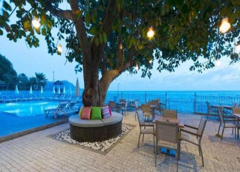 Floria Beach Hotel
