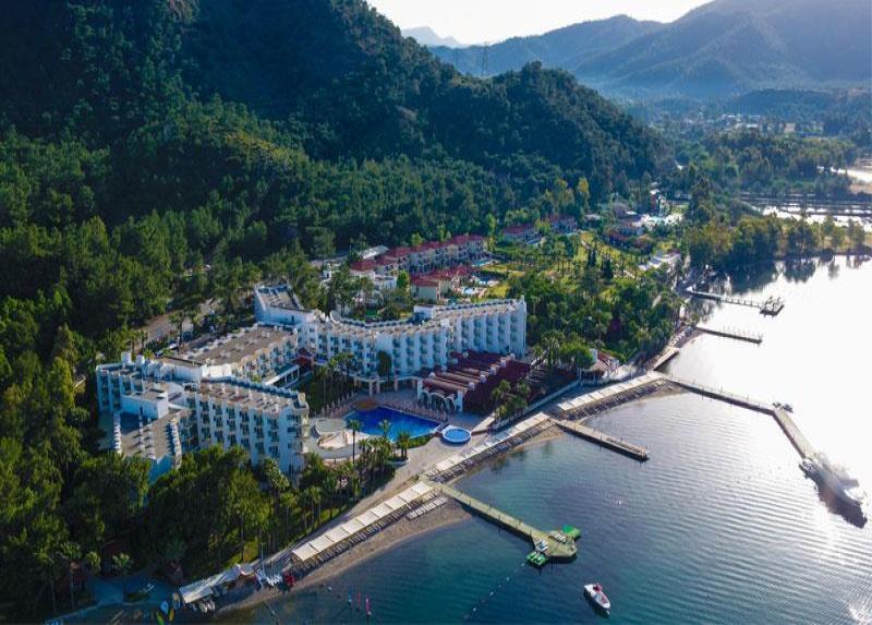 Fortezza Beach Resort Hotel