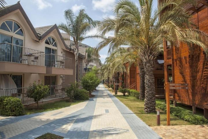 Long Beach Resort Hotel & Spa Deluxe