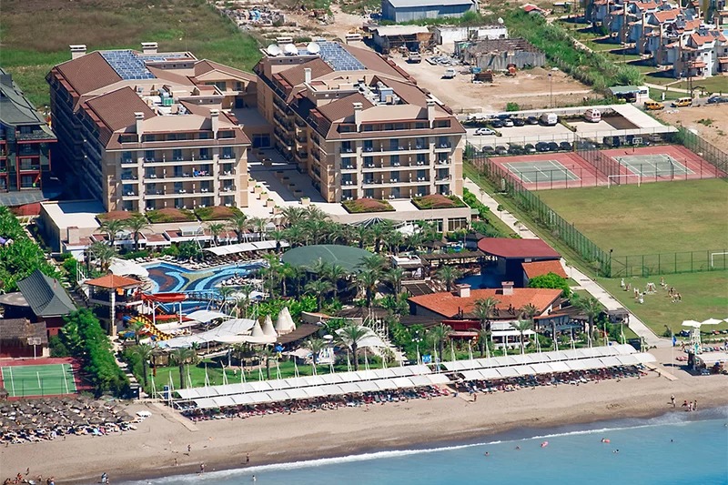 Crystal Family Resort & Spa Hotel