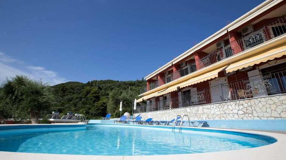 Enjoy Lichnos Bay Village