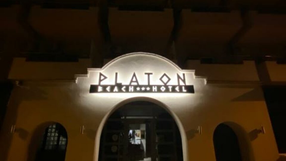 Hotel Platon Beach