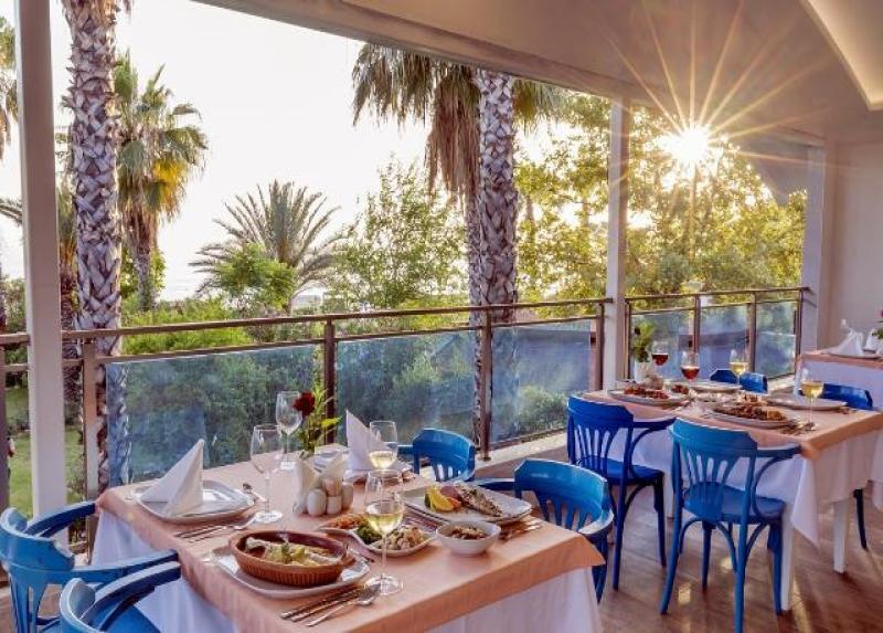 Holiday Park Resort Hotel