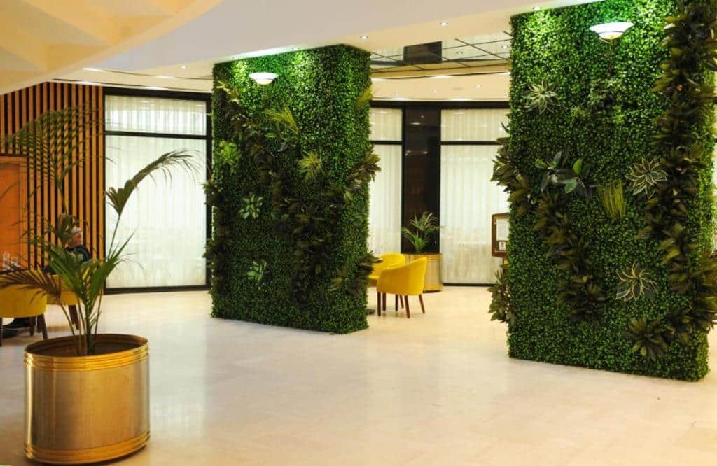 Hotel Leonardo