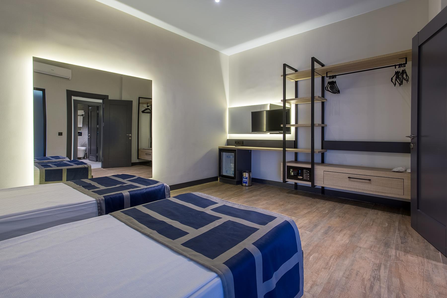 NoxInn Deluxe Hotel