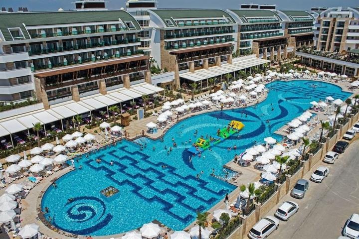 Crystal Waterworld Resort & Spa