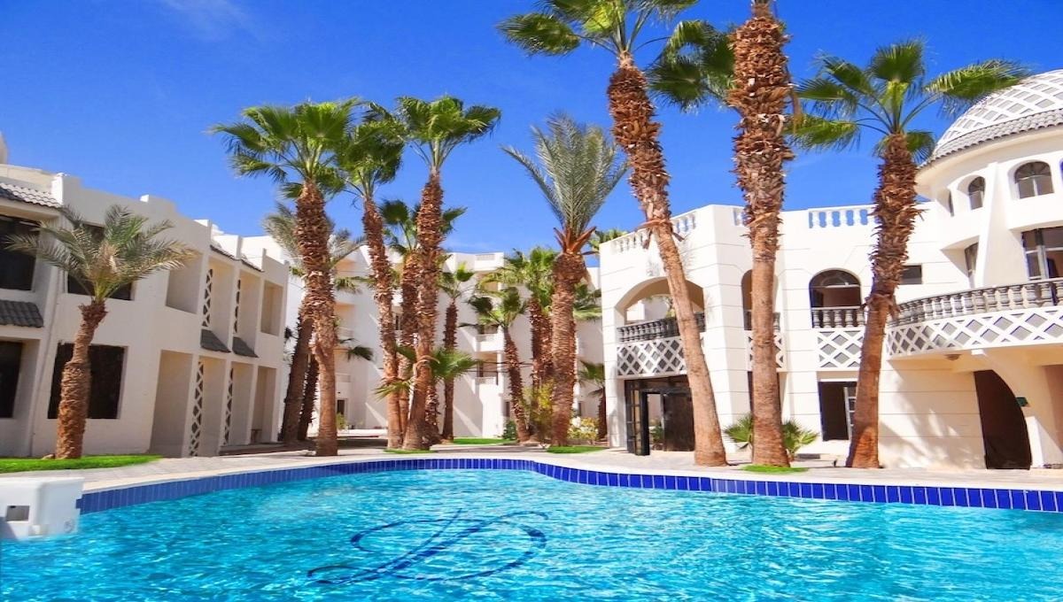 Diamond Beach Hotel