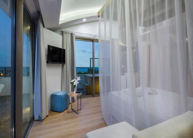 Dosinia Luxury Resort Hotel