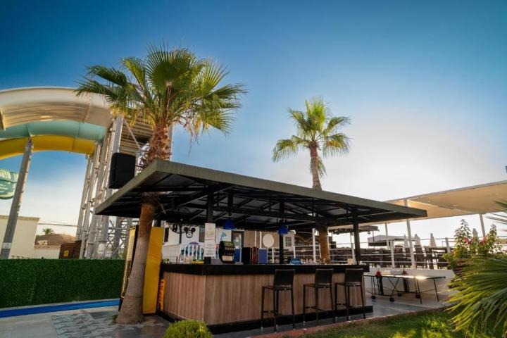 La Perla Hotel