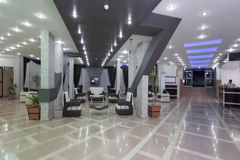 Monte Carlo Hotel