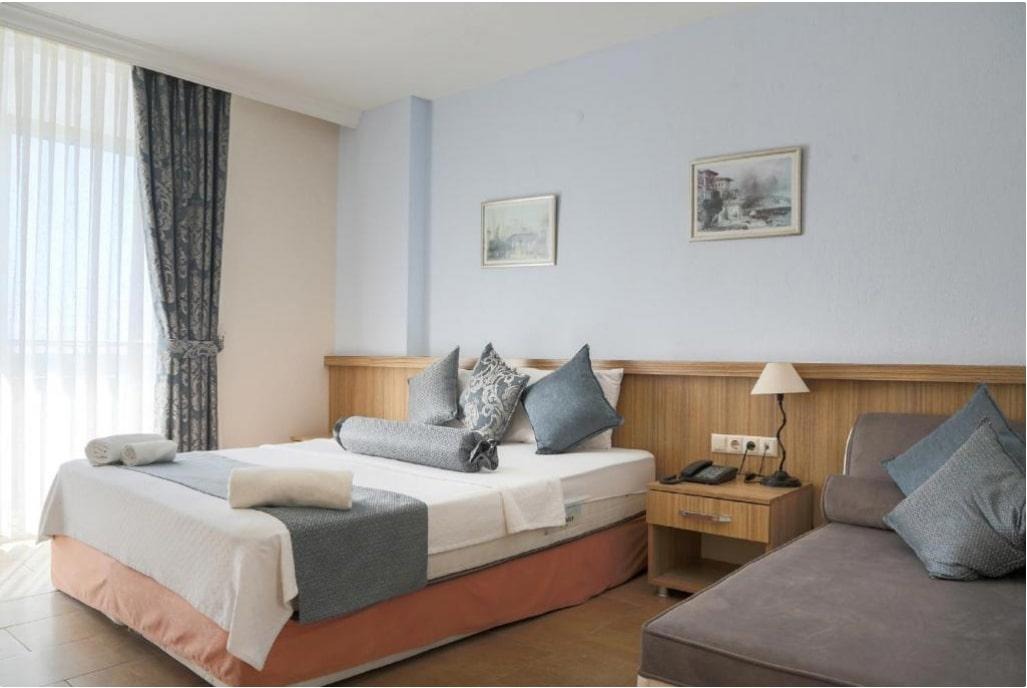 Ponz Boutique Hotel